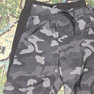 Old Navy Boys Set of 2 Shorts